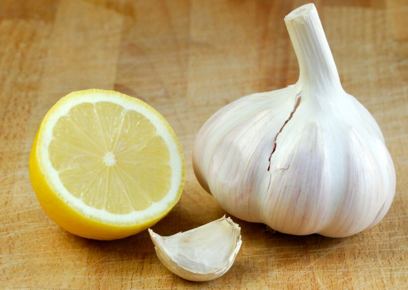citron og hvidløg for at fjerne papilloma